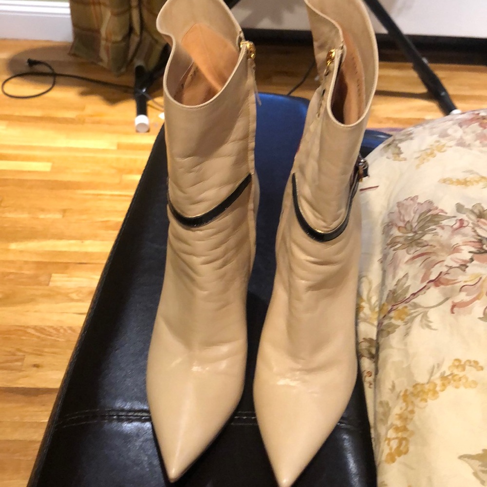 Italian made 💯Casado leather mid calf boots